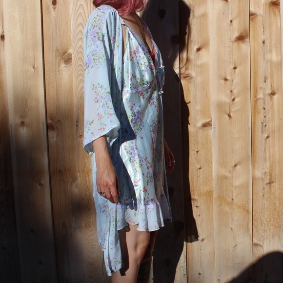 Vintage Floral 2 Piece Slip Dress π + Sheer Robe - Picture 15 of 16